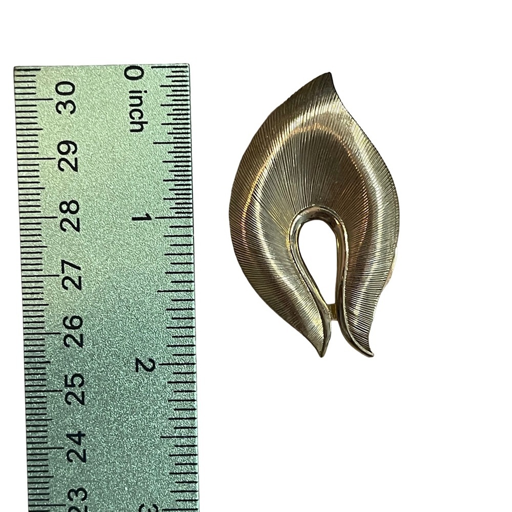 Scarf Dress Gold-Toned Vintage Clip Leaf Shape detailed perfect for Fall!